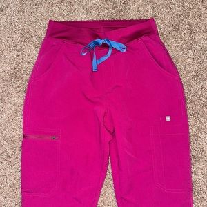 Figs Yola High Waisted 2.0 Scrub Pants Raspberry Sorbet Size Small